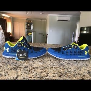 Men’s UA fat tire 3 running shoes blue size 11